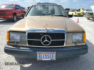 1986 Mercedes-Benz 300 300E with VIN WDBEA30D5GA296062, listed as a Copart auction lot 77434624 with 112,899 mi miles and Salvage Title. Bid and sale history available at carsss.com. Image 5.