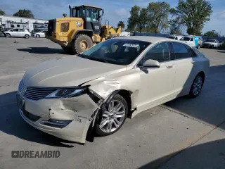 2014 Lincoln MKZ Hybrid with VIN 3LN6L2LU3ER817574, listed as a Copart auction lot 50992925 with 123,431 mi miles and Salvage Title. Bid and sale history available at carsss.com. Image 1.