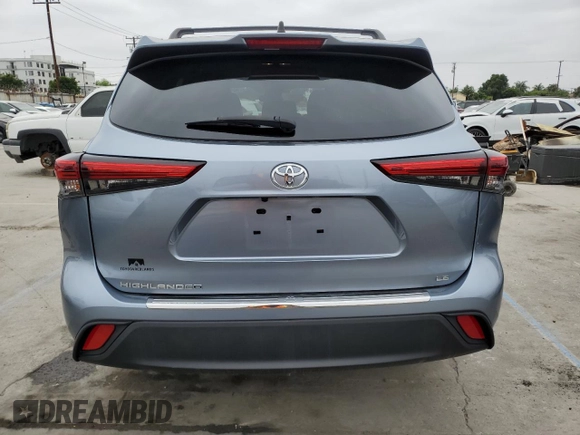 2022 Toyota Highlander LE z VIN 5TDZZRAH7NS101157, wystawiony jako Copart lot #58415605 z przebiegiem 29 941 mil mil oraz Szkoda całkowita • Salvage title. Historia ofert i sprzedaży dostępna na DreamBid. Obrazek 6.