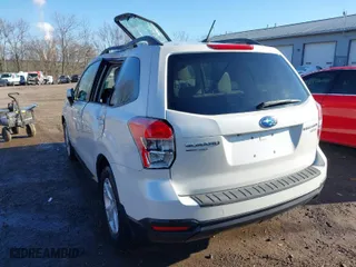 2015 Subaru Forester 2.5i Premium with VIN JF2SJADC4FH567825, listed as a IAAI auction lot 41802800 with 149,307 mi miles. Bid and sale history available at carsss.com. Image 3.
