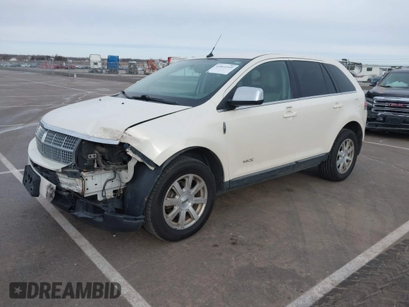 2008 Lincoln MKX with VIN 2LMDU68C48BJ09112, listed as a IAAI auction lot 41814169 with 189,005 mi miles. Bid and sale history available at carsss.com. Image 2.
