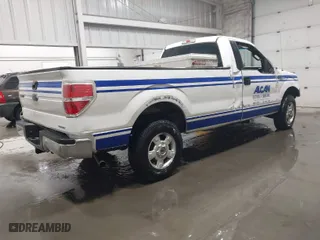 2014 Ford F-150 XL with VIN 1FTMF1EM8EKD07316, listed as a IAAI auction lot 41243529 with 91,577 mi miles. Bid and sale history available at carsss.com. Image 4.