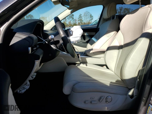 2022 Genesis GV80 Advanced Plus with VIN KMUHCESC4NU075604, listed as a Copart auction lot 81879594 with 34,330 mi miles and Salvage title. Bid and sale history available at DreamBid. Image 7.