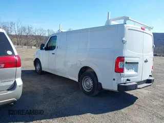 2014 Nissan NV S z VIN 1N6BF0KXXEN107999, wystawiony jako IAAI lot #40969864 z przebiegiem 161 431 mil mil oraz . Historia ofert i sprzedaży dostępna na DreamBid. Obrazek 3.