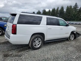 2017 Chevrolet Suburban LT z VIN 1GNSKHKC6HR278232, wystawiony jako Copart lot #57440745 z przebiegiem 121 712 mil mil oraz Szkoda całkowita • Salvage title. Historia ofert i sprzedaży dostępna na DreamBid. Obrazek 3.