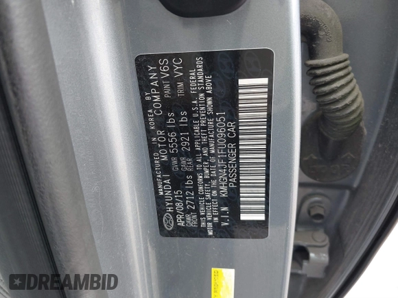 2015 Hyundai Genesis 5.0L with VIN KMHGN4JF1FU096051, listed as a IAAI auction lot 41771204 with 74,038 mi miles. Bid and sale history available at carsss.com. Image 9.