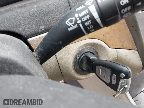 2012 Hyundai Veracruz Limited with VIN KM8NU4CC2CU198502, listed as a IAAI auction lot 42369297 with 190,324 mi miles and . Bid and sale history available at DreamBid. Image 11.