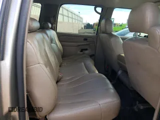 2001 Chevrolet Suburban LS with VIN 3GNEC16T01G218187, listed as a Copart auction lot 72295344 with 296,614 mi miles and Salvage Title. Bid and sale history available at carsss.com. Image 11.