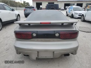 1999 Pontiac Firebird Formula with VIN 2G2FV22G7X2205961, listed as a Copart auction lot 75607124 with 199,676 mi miles and Clean title. Bid and sale history available at DreamBid. Image 6.