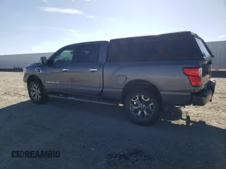 2018 Nissan Titan XD SV with VIN 1N6AA1F40JN507953, listed as a Copart auction lot 81959073 with 55,392 mi miles and Salvage Title. Bid and sale history available at carsss.com. Image 2.