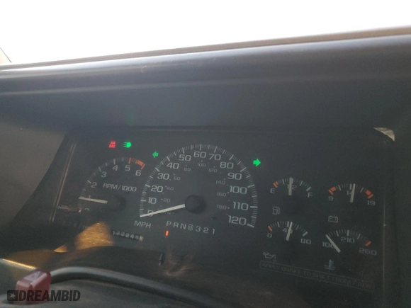 2000 Chevrolet Tahoe Limited with VIN 1GNEC13R5YR162329, listed as a Copart auction lot 84117434 with 177,241 mi miles and Salvage Title. Bid and sale history available at carsss.com. Image 9.