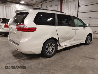 2018 Toyota Sienna XLE Auto Access Seat с VIN 5TDYZ3DC7JS909902, выставлен на аукционе IAAI как лот 42044363 с пробегом 59 283 миль миль и . История ставок и продаж доступна на DreamBid. Изображение 4.