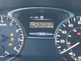 2017 Nissan Pathfinder SL with VIN 5N1DR2MM8HC643461, listed as a IAAI auction lot 40992227 with 192,634 mi miles. Bid and sale history available at carsss.com. Image 7.