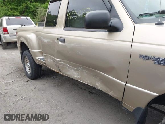 2000 Ford Ranger XL with VIN 1FTZR15V2YTA89992, listed as a IAAI auction lot 42311271 with 218,660 mi miles and . Bid and sale history available at DreamBid. Image 6.