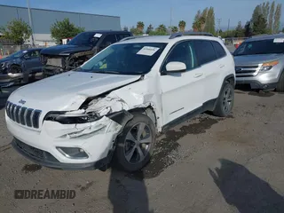 2020 Jeep Cherokee Limited с VIN 1C4PJLDB5LD535248, выставлен на аукционе IAAI как лот 42046656 с пробегом 105 319 миль миль и . История ставок и продаж доступна на DreamBid. Изображение 6.