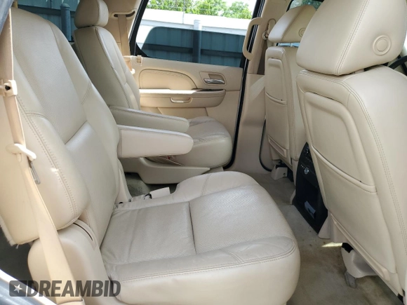 2008 Cadillac Escalade z VIN 1GYEC63868R184475, wystawiony jako Copart lot #60512555 z przebiegiem 202 720 mil mil oraz Szkoda całkowita • Salvage title. Historia ofert i sprzedaży dostępna na DreamBid. Obrazek 11.