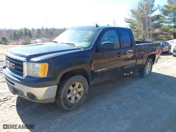 2011 GMC Sierra 1500 SLE with VIN 1GTR2VE33BZ249635, listed as a IAAI auction lot 41689588 with 208,871 mi miles. Bid and sale history available at carsss.com. Image 2.