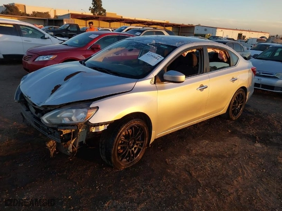 2016 Nissan Sentra SR with VIN 3N1AB7AP0GL657531, listed as a IAAI auction lot 41293684 with 128,939 mi miles. Bid and sale history available at carsss.com. Image 2.