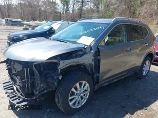 2018 Nissan Rogue SV with VIN KNMAT2MV3JP601389, listed as a IAAI auction lot 42023047 with 57,107 mi miles. Bid and sale history available at carsss.com. Image 18.