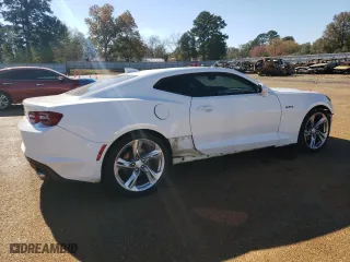 2020 Chevrolet Camaro 1SS with VIN 1G1FE1R73L0130109, listed as a Copart auction lot 82096504 with 59,418 mi miles and Salvage Title. Bid and sale history available at carsss.com. Image 3.