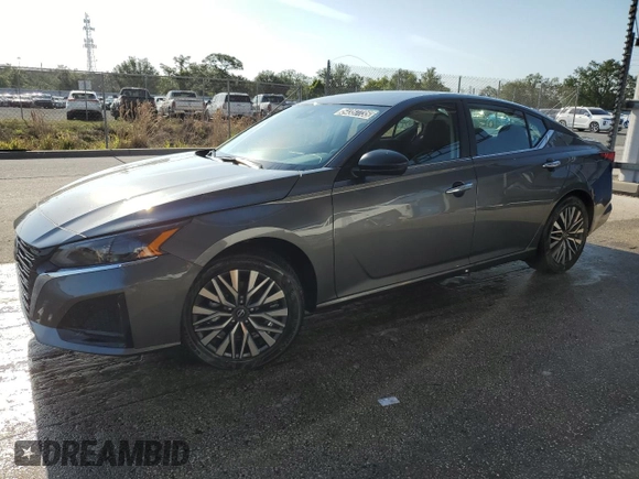 2025 Nissan Altima SV with VIN 1N4BL4DV3SN348321, listed as a Copart auction lot 54357735 with 5,546 mi miles and Clean Title. Bid and sale history available at DreamBid. Image 1.