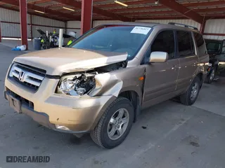 2006 Honda Pilot EX-L with RES with VIN 5FNYF28606B049523, listed as a IAAI auction lot 41736427 with 274,199 mi miles. Bid and sale history available at carsss.com. Image 2.