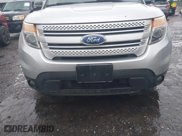 2014 Ford Explorer XLT z VIN 1FM5K8D87EGC53907, wystawiony jako IAAI lot #42236118 z przebiegiem 160 719 mil mil oraz . Historia ofert i sprzedaży dostępna na DreamBid. Obrazek 6.