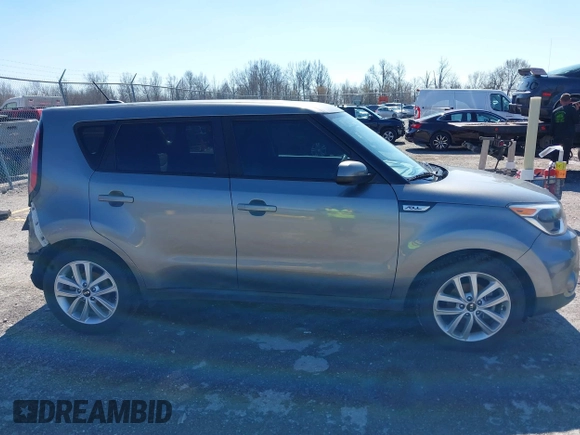 2018 Kia Soul + with VIN KNDJP3A50J7600134, listed as a IAAI auction lot 41812820 with 91,831 mi miles and . Bid and sale history available at DreamBid. Image 14.