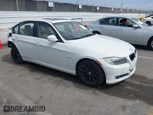 2011 BMW 3 Series 328i with VIN WBAPH5G52BNN59025, listed as a IAAI auction lot 42374114 with 67,423 mi miles and . Bid and sale history available at DreamBid. Image 1.