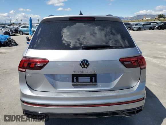 2024 Volkswagen Tiguan SE R-Line Black with VIN 3VVCB7AX1RM027893, listed as a Copart auction lot 51351375 with 25,296 mi miles and Salvage title. Bid and sale history available at DreamBid. Image 6.