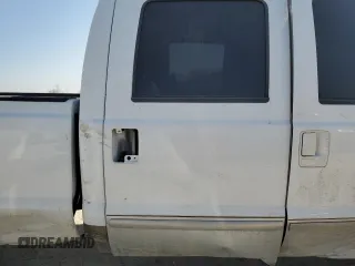 2005 Ford F-350 XL с VIN 1FTWW31P95EC10581, выставлен на аукционе Copart как лот 48245125 с пробегом 309 890 миль миль и Списание • Salvage title. История ставок и продаж доступна на DreamBid. Изображение 10.