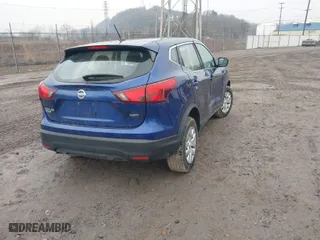 2018 Nissan Rogue Sport S with VIN JN1BJ1CR2JW259158, listed as a IAAI auction lot 41464437 with 93,579 mi miles. Bid and sale history available at carsss.com. Image 4.