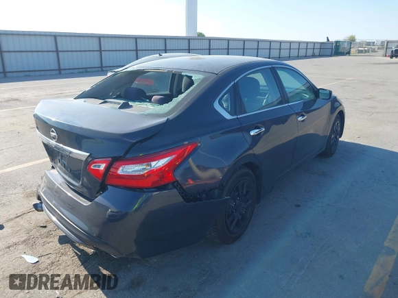 2016 Nissan Altima S z VIN 1N4AL3AP9GC121181, wystawiony jako IAAI lot #42227421 z przebiegiem 135 545 mil mil oraz . Historia ofert i sprzedaży dostępna na DreamBid. Obrazek 4.