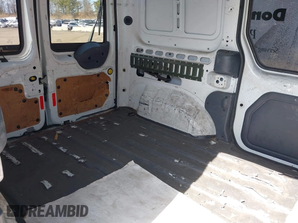 2013 Ford Transit Connect XLT z VIN NM0LS6BN6DT176622, wystawiony jako IAAI lot #41779142 z przebiegiem 211 004 mil mil oraz . Historia ofert i sprzedaży dostępna na DreamBid. Obrazek 8.