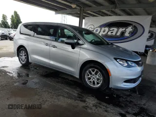 2023 Chrysler Voyager LX z VIN 2C4RC1CG2PR586911, wystawiony jako Copart lot #60257085 z przebiegiem 55 683 mil mil oraz Czysty tytuł • Clean title. Historia ofert i sprzedaży dostępna na DreamBid. Obrazek 4.