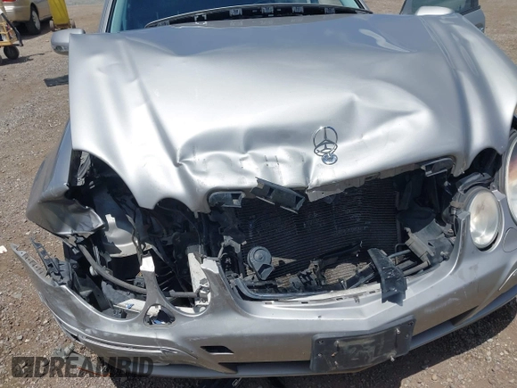 2007 Mercedes-Benz E 350 z VIN WDBUF56X57A995752, wystawiony jako IAAI lot #42249560 z przebiegiem 215 477 mil mil oraz . Historia ofert i sprzedaży dostępna na DreamBid. Obrazek 6.