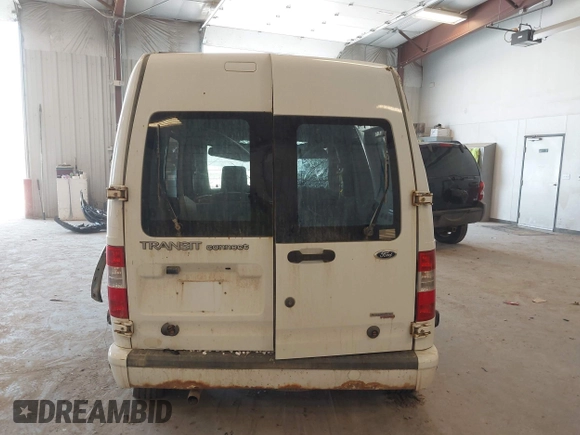 2013 Ford Transit Connect XLT z VIN NM0LS6BN7DT158257, wystawiony jako IAAI lot #42485036 z przebiegiem 120 492 mil mil oraz . Historia ofert i sprzedaży dostępna na DreamBid. Obrazek 16.