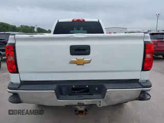 2015 Chevrolet Silverado 3500HD with VIN 1GC2CYEG0FZ534639, listed as a IAAI auction lot 42080526 with 245,795 mi miles and . Bid and sale history available at DreamBid. Image 17.