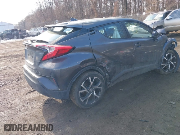 2018 Toyota C-HR XLE with VIN NMTKHMBX0JR024606, listed as a IAAI auction lot 41440926 with 118,968 mi miles. Bid and sale history available at carsss.com. Image 4.