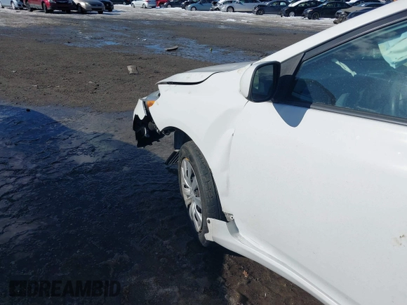 2012 Toyota Corolla L with VIN 2T1BU4EE3CC876841, listed as a IAAI auction lot 41651639 with 124,004 mi miles. Bid and sale history available at carsss.com. Image 6.
