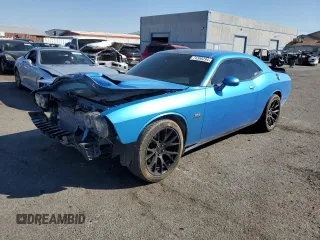 2016 Dodge Challenger R/T Plus z VIN 2C3CDZBT8GH232532, wystawiony jako Copart lot #74388294 z przebiegiem 126 963 mil mil oraz Szkoda całkowita • Salvage title. Historia ofert i sprzedaży dostępna na DreamBid. Obrazek 1.