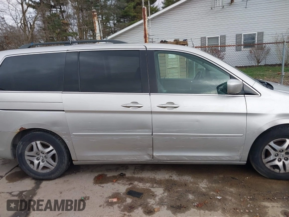 2006 Honda Odyssey EX-L with VIN 5FNRL38656B401515, listed as a IAAI auction lot 40887899 with 241,327 mi miles. Bid and sale history available at carsss.com. Image 13.