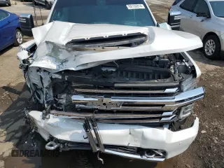 2023 Chevrolet Silverado 3500HD High Country with VIN 1GC4YVEY5PF109695, listed as a Copart auction lot 69135914 with 43,132 mi miles and Salvage Title. Bid and sale history available at carsss.com. Image 12.