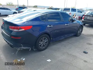 2020 Kia Optima LX с VIN 5XXGT4L3XLG386786, выставлен на аукционе IAAI как лот 42121288 с пробегом 109 213 миль миль и . История ставок и продаж доступна на DreamBid. Изображение 4.