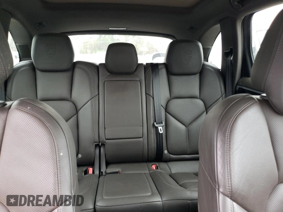 2018 Porsche Cayenne z VIN WP1AA2A24JKA00987, wystawiony jako Copart lot #70476212 z przebiegiem 75 822 mil mil oraz . Historia ofert i sprzedaży dostępna na DreamBid. Obrazek 10.