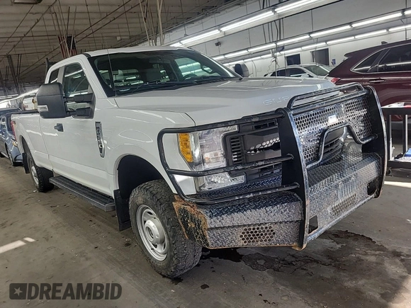 2017 Ford F-350 with VIN 1FT7X3B62HEE09676, listed as a IAAI auction lot 42727709 with 154,269 mi miles and . Bid and sale history available at DreamBid. Image 36.