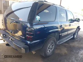 2005 Chevrolet Tahoe LS with VIN 1GNEC13V25R164239, listed as a IAAI auction lot 42180273 with 221,542 mi miles and . Bid and sale history available at DreamBid. Image 4.