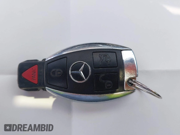 2013 Mercedes-Benz C 250 Sport z VIN WDDGF4HB9DR244988, wystawiony jako IAAI lot #42386935 z przebiegiem 95 380 mil mil oraz . Historia ofert i sprzedaży dostępna na DreamBid. Obrazek 11.