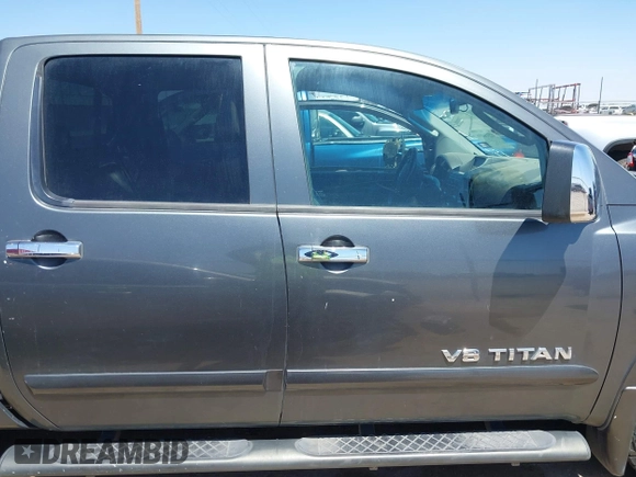 2010 Nissan Titan SE с VIN 1N6BA0ED2AN313506, выставлен на аукционе IAAI как лот 42316096 с пробегом Не указан миль и . История ставок и продаж доступна на DreamBid. Изображение 12.