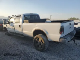 2008 Ford F-250 XL with VIN 1FTSW21R78ED64009, listed as a Copart auction lot 61823275 with 179,518 mi miles and Salvage title. Bid and sale history available at DreamBid. Image 2.